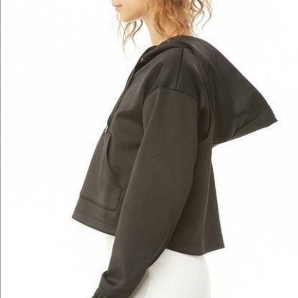 Forever21 Black Crop Hoodie - Picture 3 of 4